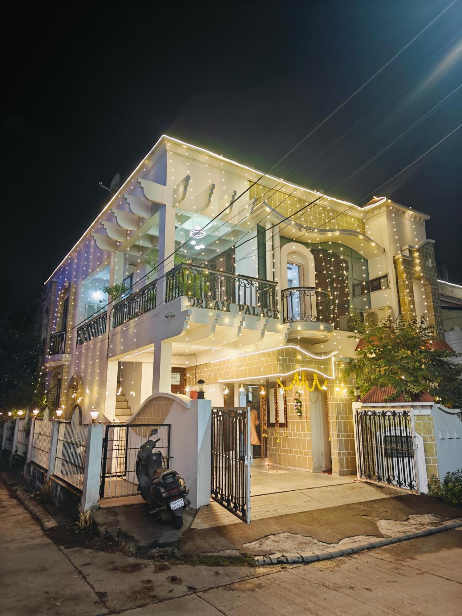 Ava Homestay Indore Luaran gambar